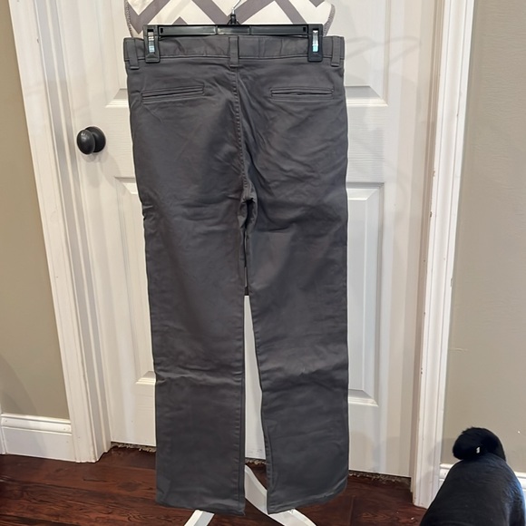 Chaps boy flat front dress pants, adjustable waist, size 16 - Picture 2 of 3